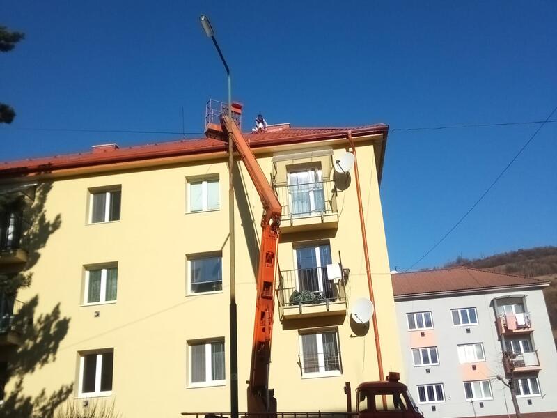 Inštalácia vo výške na bytovke